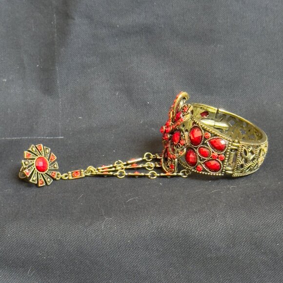 Antique-Style Red Crystal Bracelet With Dangling Charm & Attached Ring - Picture 3 of 10